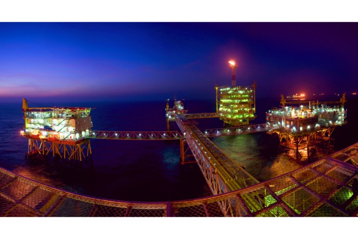 Petrovietnam phát triển khoa học công nghệ:  Biến những điều không thể thành có thể